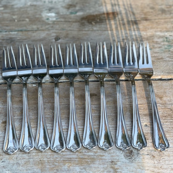 International Silver Canfield 10 stainless Forks appetizer cocktail - Picture 5 of 13